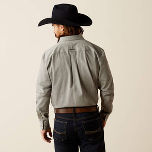 Ariat Men's Team Logo Twill Classic Fit Long Sleeve Shirt, Grey|Black
