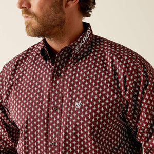 Ariat Men's Team Logo Omar Classic Fit Long Sleeve Shirt, Burgundy|White