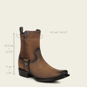 Cuadra Men's Bovine Leather Narrow Square Toe Zipper Boot, Honey
