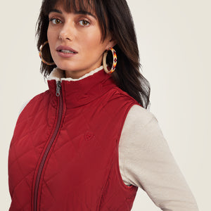 Ariat Women's Reversible Dilon Vest, Rouge Red