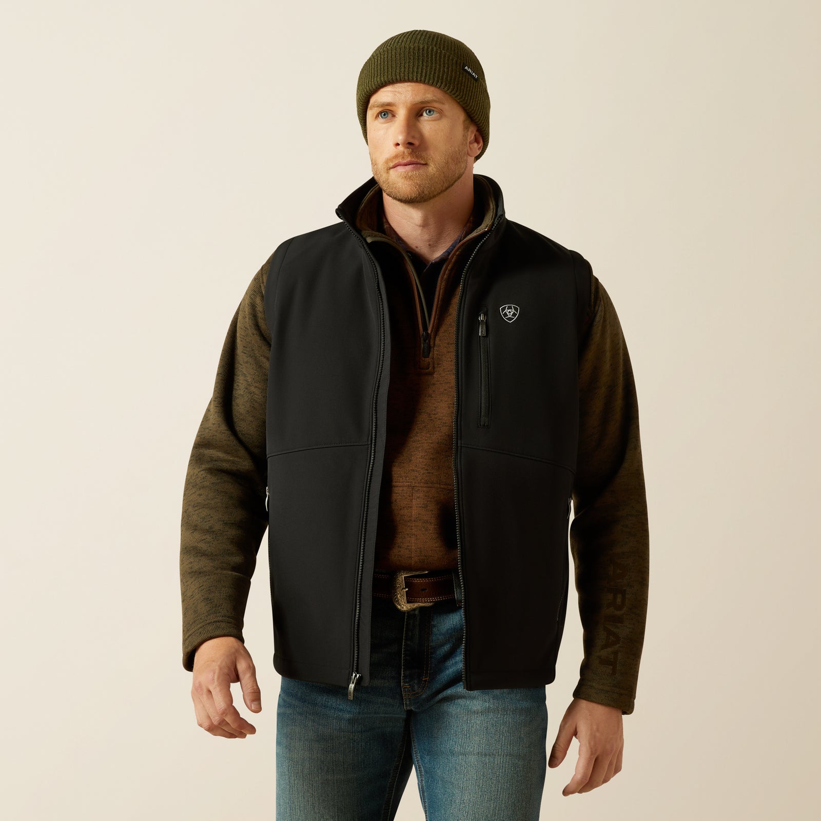 Ariat Men's Logo Softshell Vest, Black