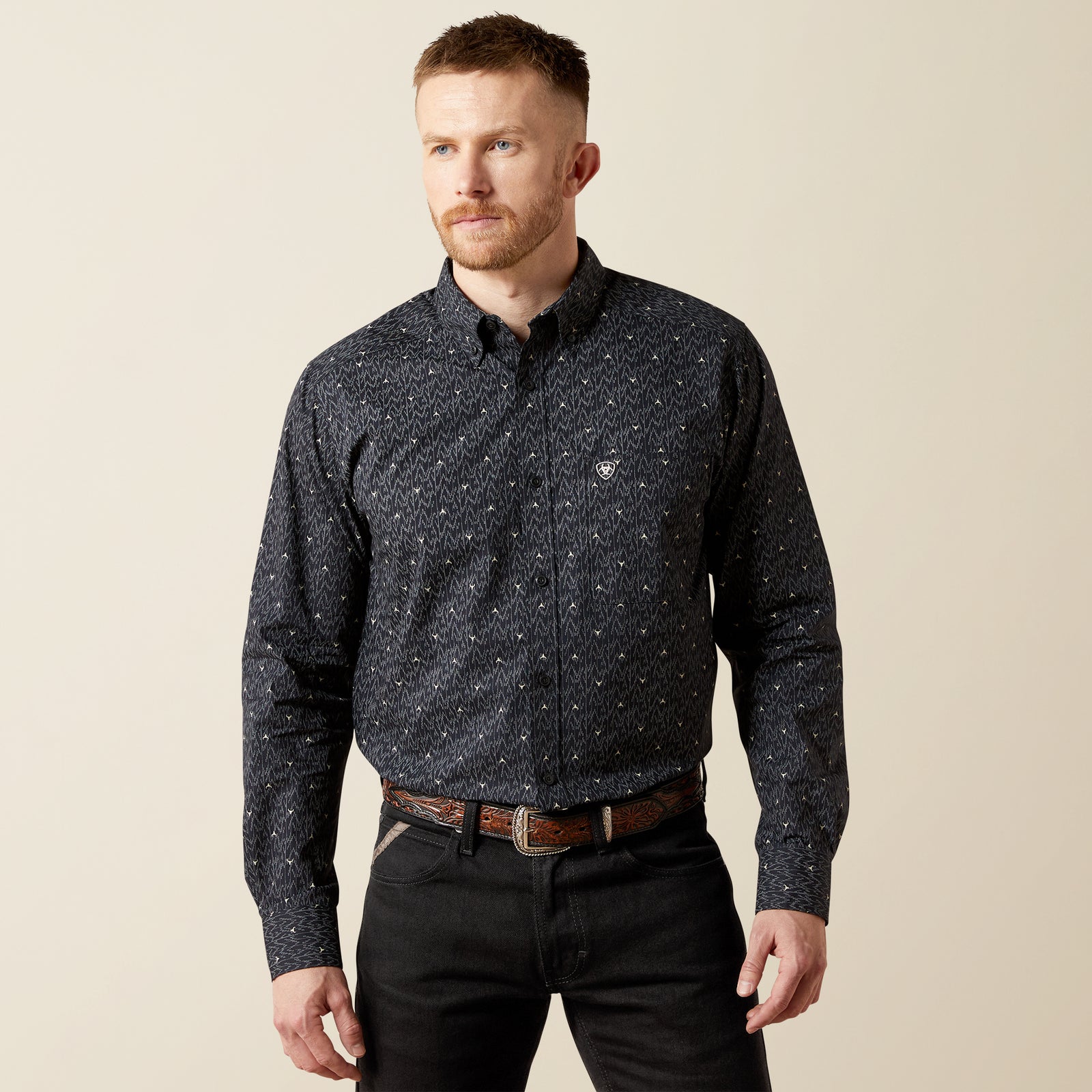 Ariat Men's Wheaton Fitted Long Sleeve Shirt, Navy